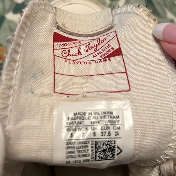 Custom Made leather Chuck Taylor converse/ UNIQUE - Picture 8 of 9